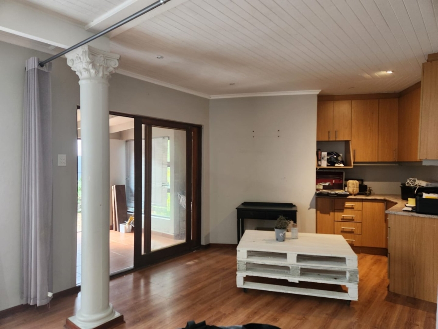 3 Bedroom Property for Sale in Loerie Park Western Cape